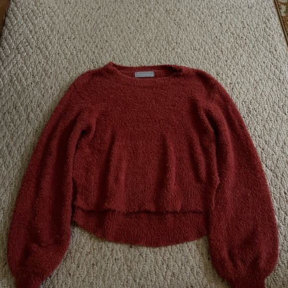 Sweater - Picture 1 of 2